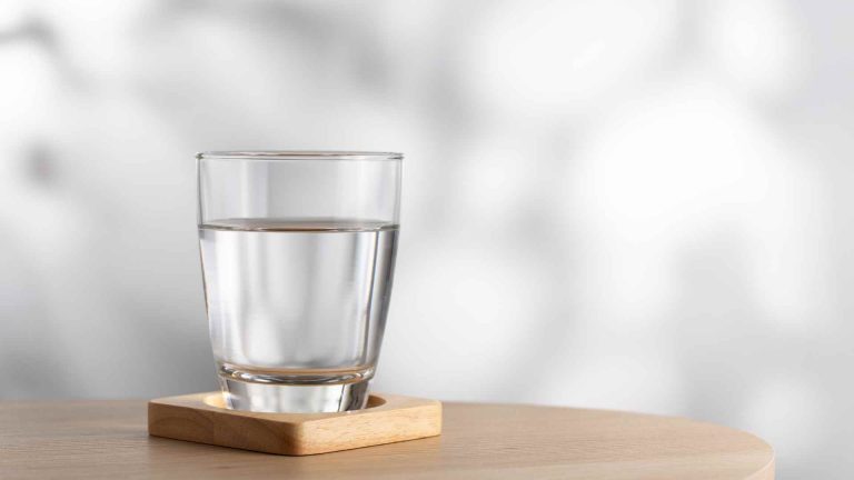 The Importance of Drinking Water During the 5:2 Intermittent Fasting Diet